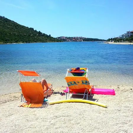 Zora * Rogoznica (Sibenik-Knin)