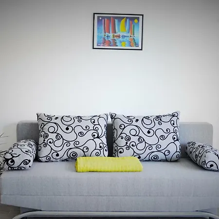 Zora * Rogoznica (Sibenik-Knin)