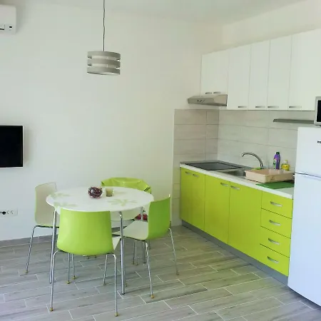 Apartment Zora *
