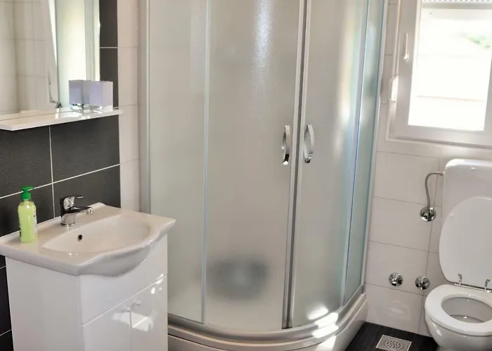 Zora * Rogoznica (Sibenik-Knin)